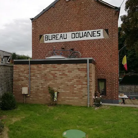 別荘 La Petite Douane Massembre