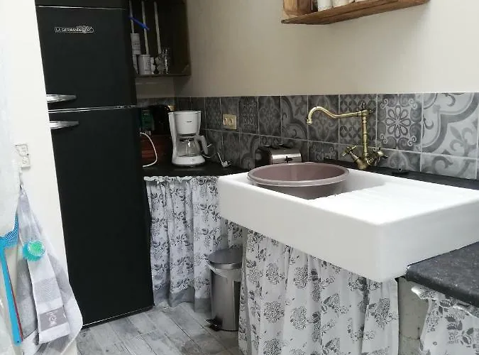 La Petite Douane * Massembre